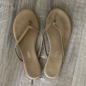 TKEES Sandals